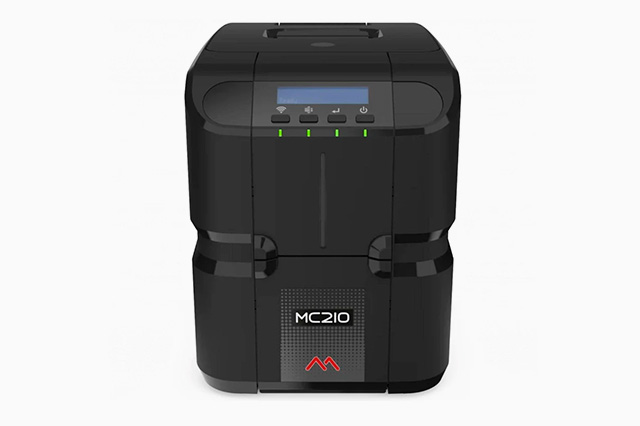 Impressora MC110 para crachás e cartões PVC